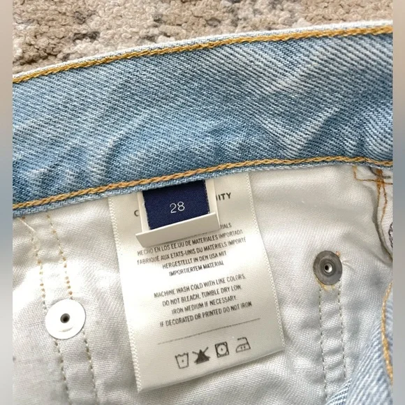 Citizens of Humanity Ayla Baggy Distressed Jean Shorts Starlit Blue Size 28 - Picture 7 of 14